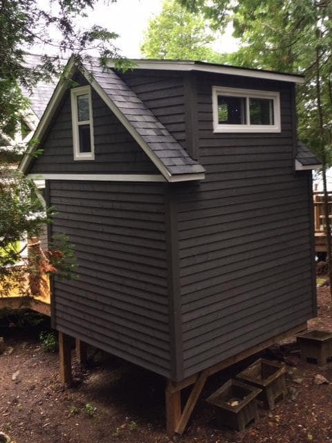10’ x 10’ Bala Bunkie in Tobermory, ON | Summerwood Products